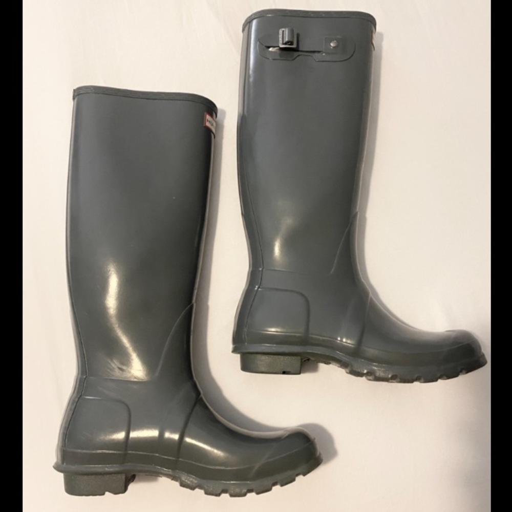 Hunter boots size 8